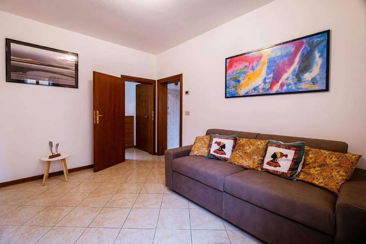 Apartment With Canal View In A Quiet Neighbourhood Venice 0*,  Italy